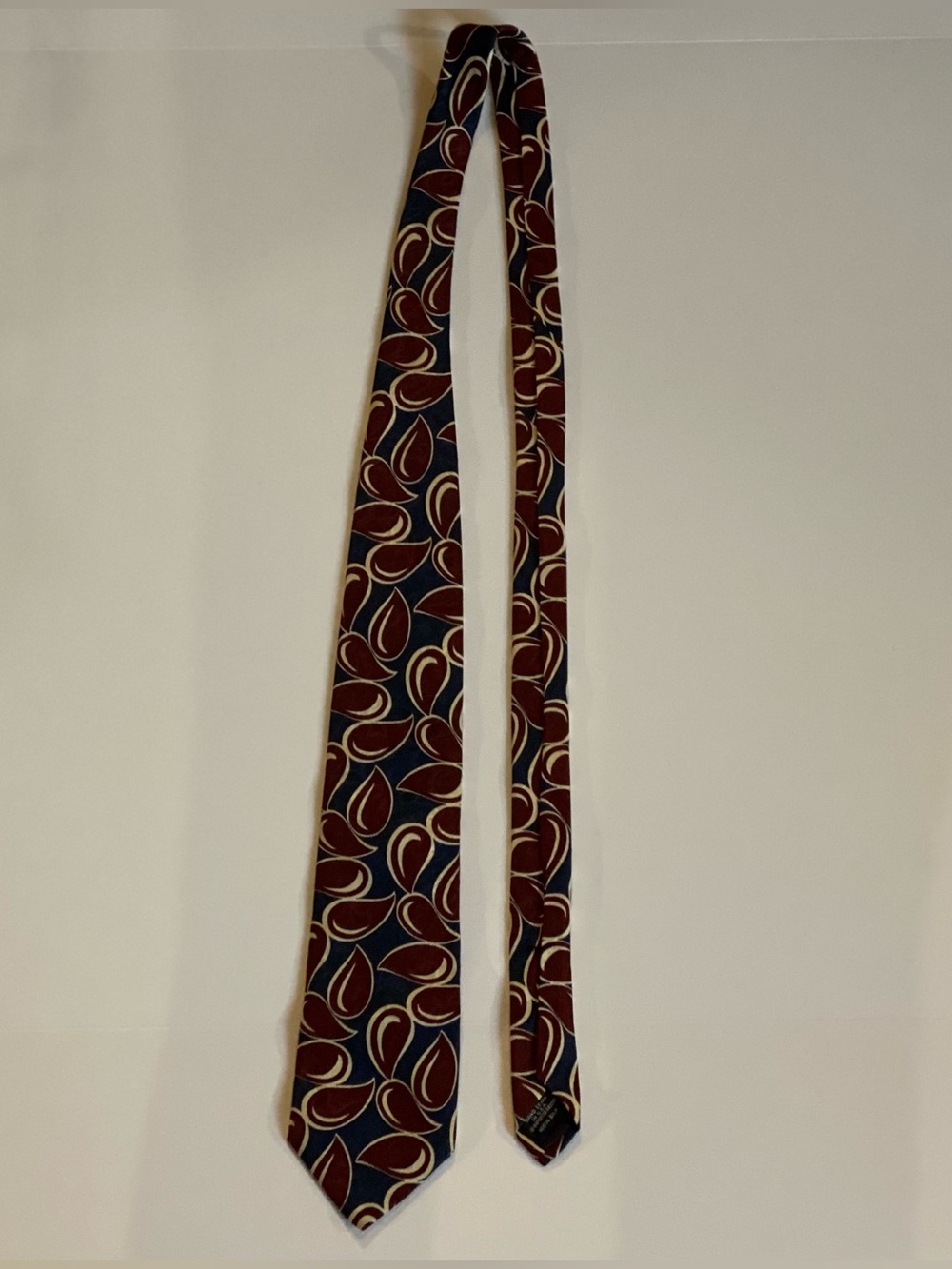 Lands’ End Classic Paisley Pattern Men's Silk Tie in Burgundy and Navy